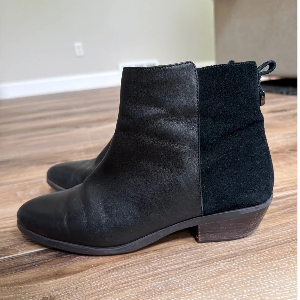 Coach Carmen Booties Women 10B EU40 Black Leather Suede Mixed Media Ankle Boots
